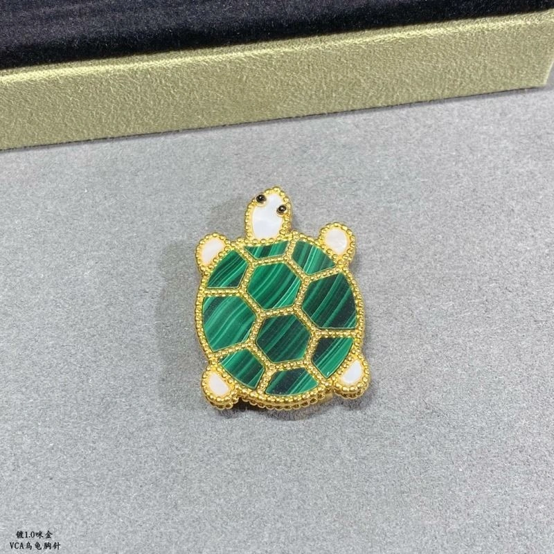 Effortless Vca Brooches 254769