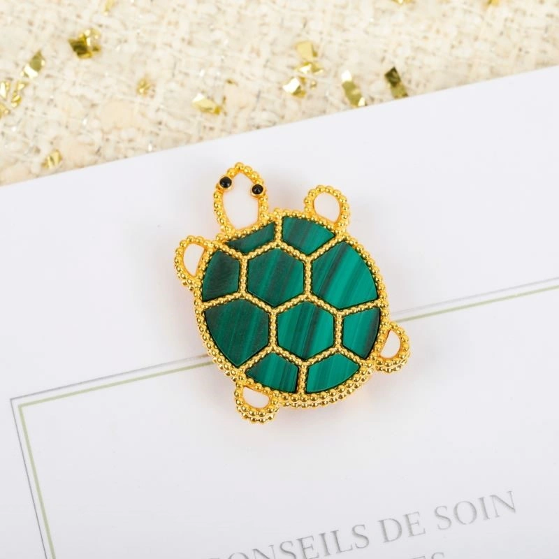 Lightweight Vca Brooches 254398
