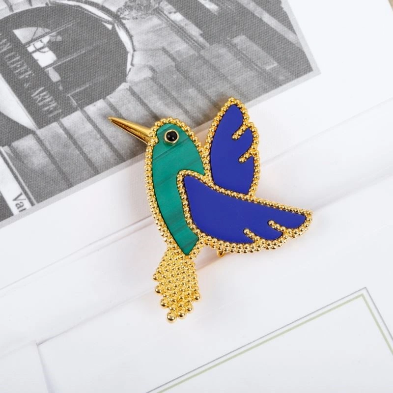 Lightweight Vca Brooches 254390