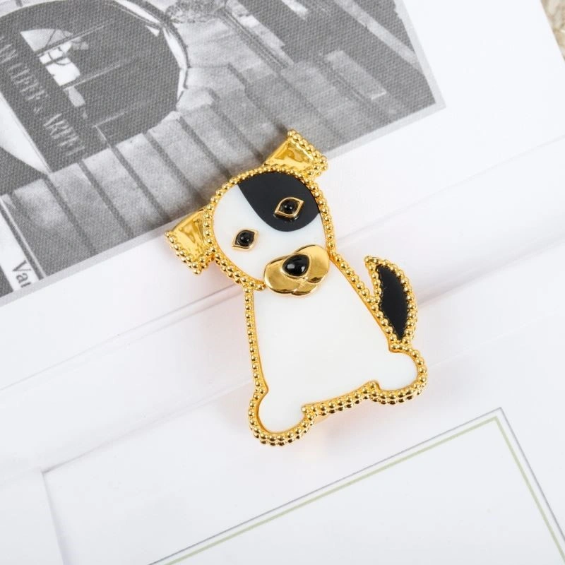 Lightweight Vca Brooches 254390