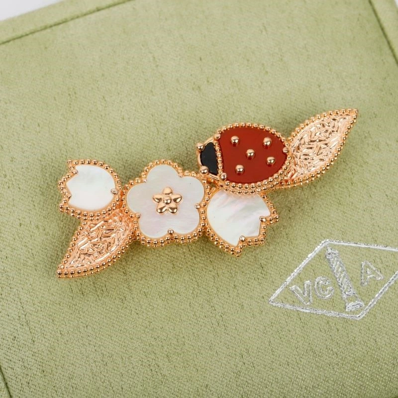 Vca Brooches HighQuality 254380