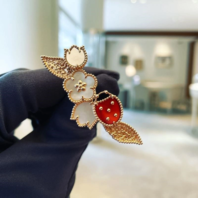 Vca Brooches HighQuality 254380