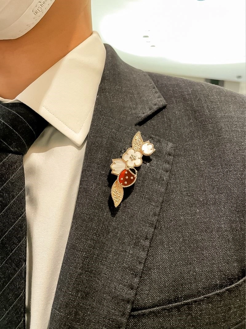 Vca Brooches HighQuality 254380