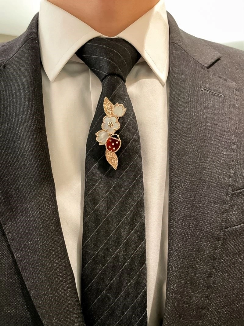 Vca Brooches HighQuality 254380