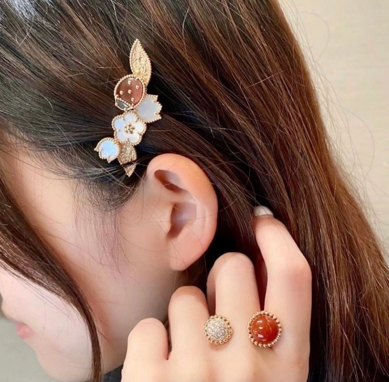 Vca Brooches HighQuality 254380