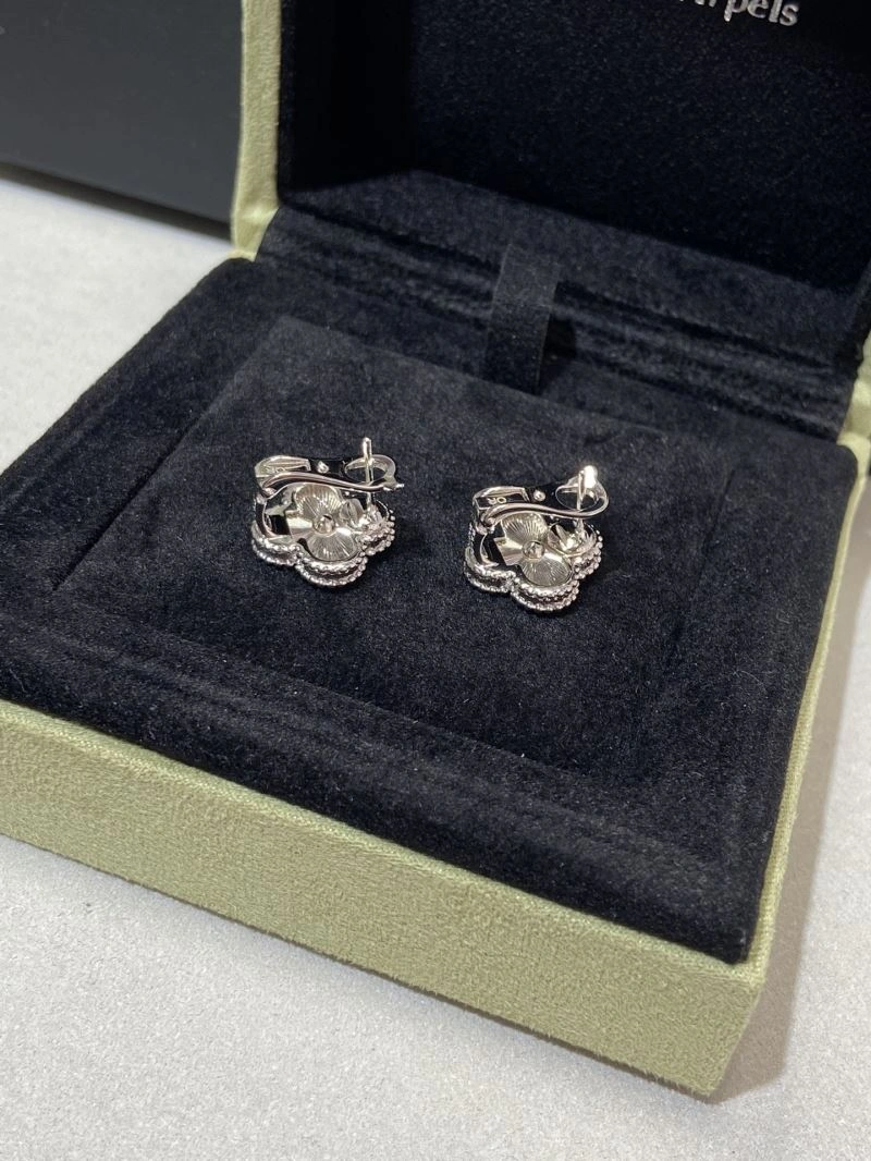Vca Earrings Lightweight 255452