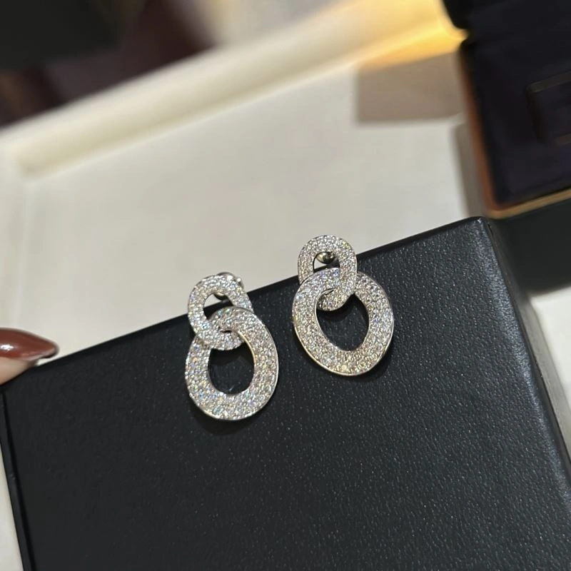 Sophisticated Vca Earrings 255453