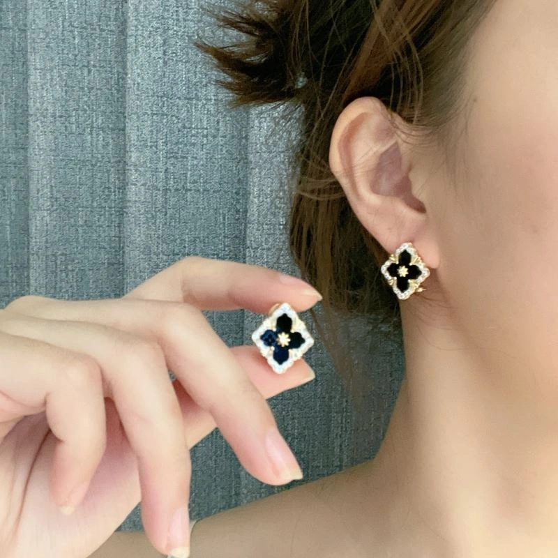 HighPerformance Vca Earrings 255441