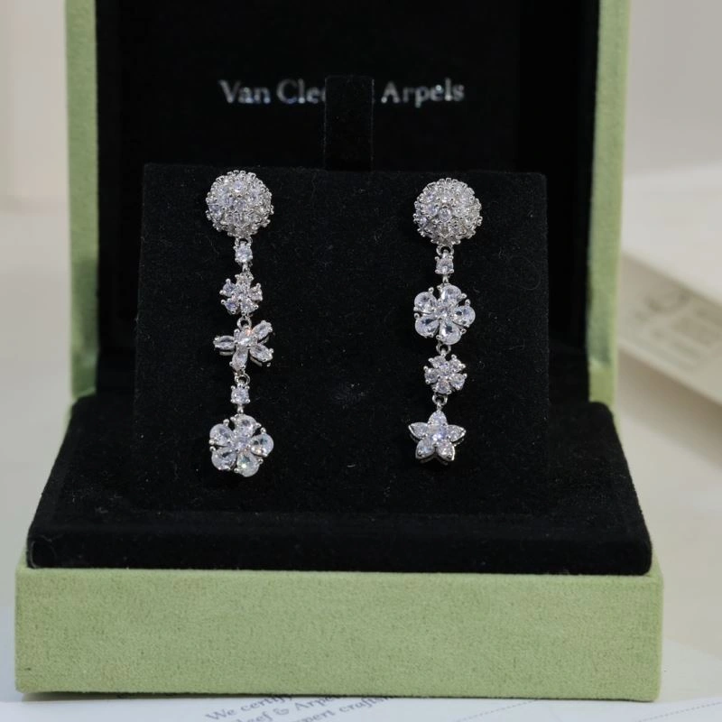 Vca Earrings Sleek 255445