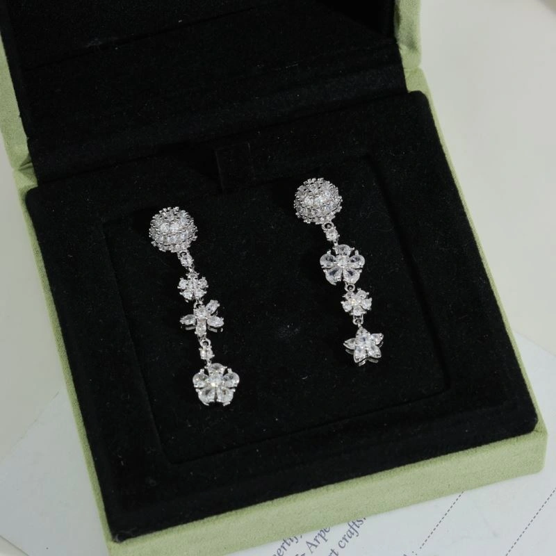 Vca Earrings Sleek 255445
