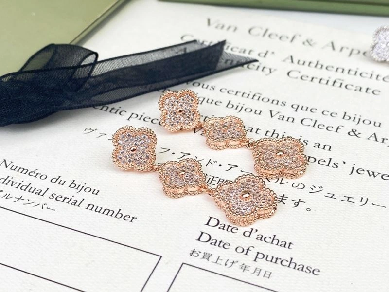 Vca Earrings Packable 255542