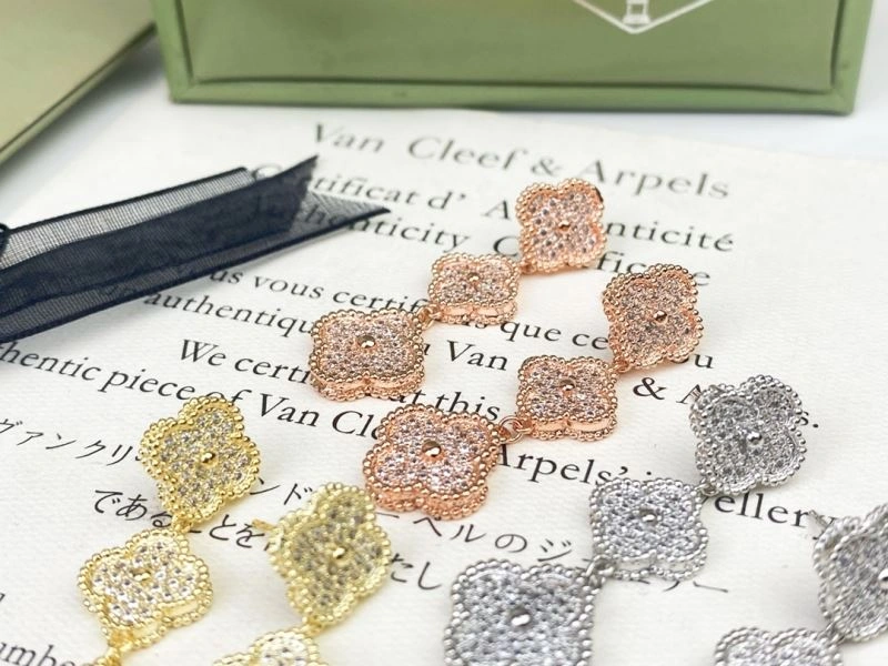Vca Earrings Packable 255542
