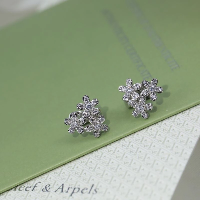 Vca Earrings ZeroBulk 255529
