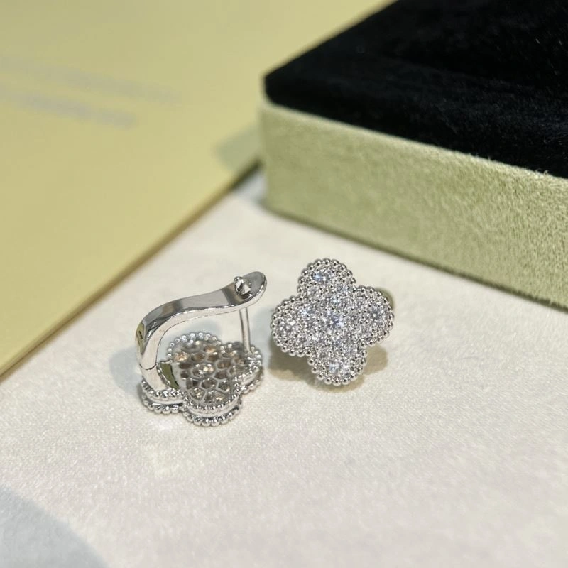 UrbanStyle Vca Earrings 255488