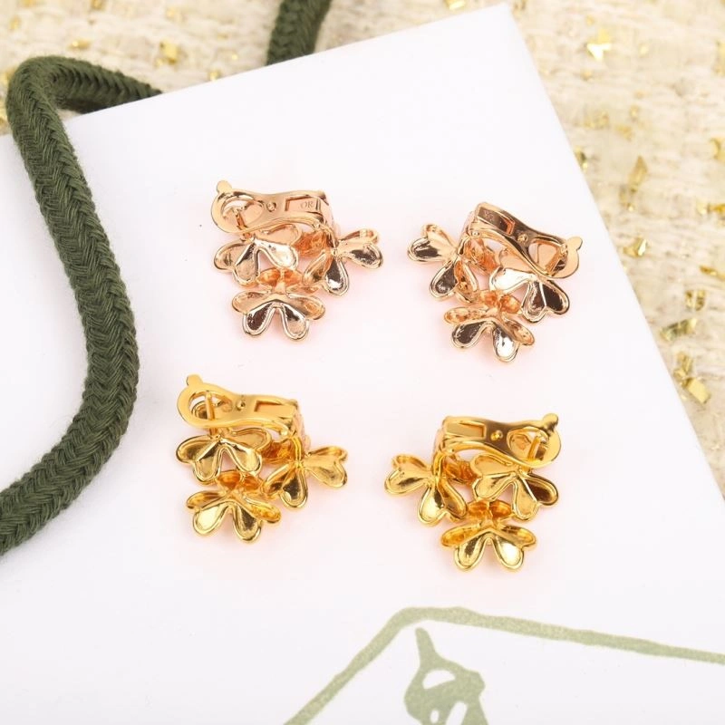 HighQuality Vca Earrings 255484