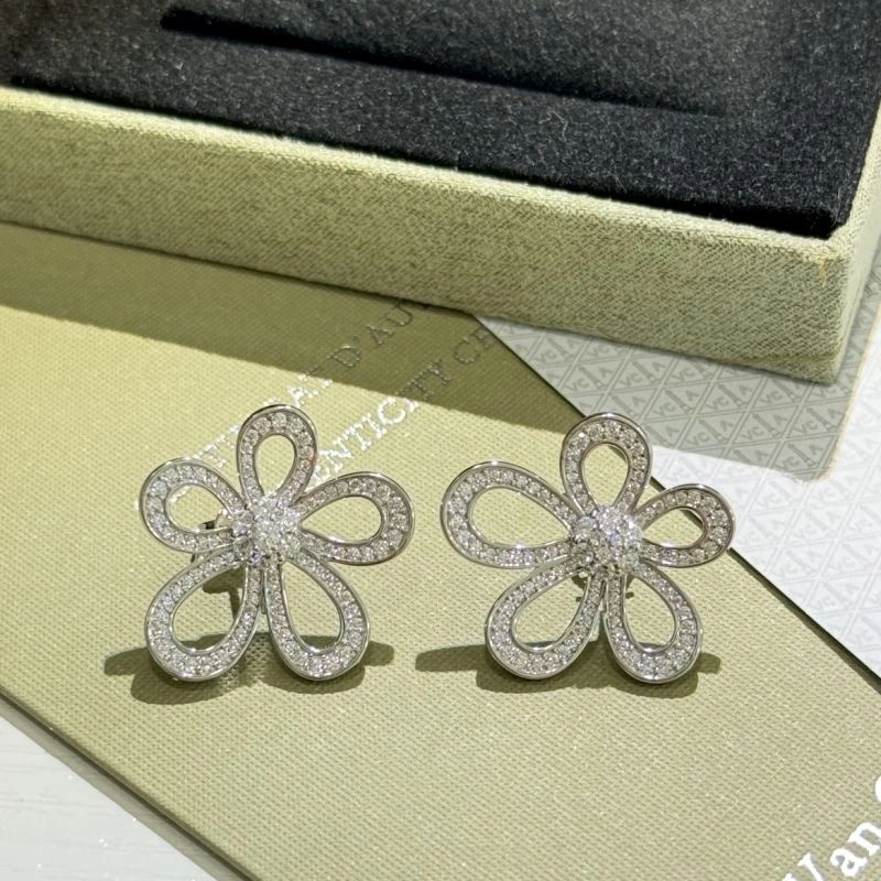 Contemporary Vca Earrings 255395