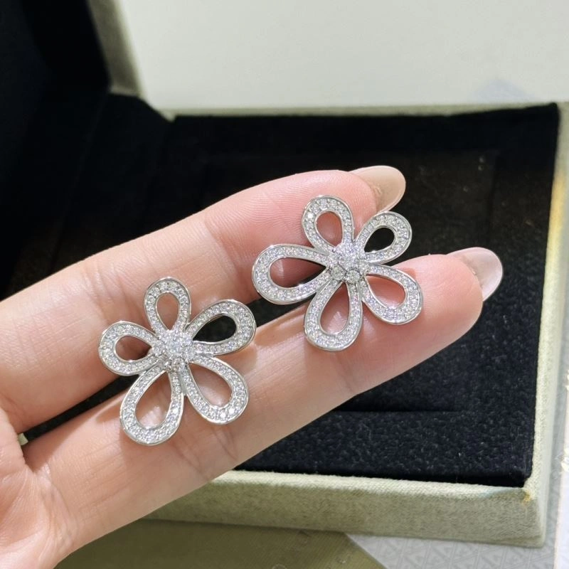 Contemporary Vca Earrings 255395