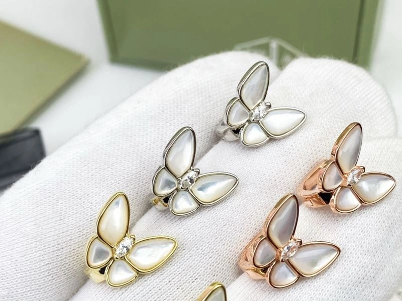 Vca Earrings Sporty 255390
