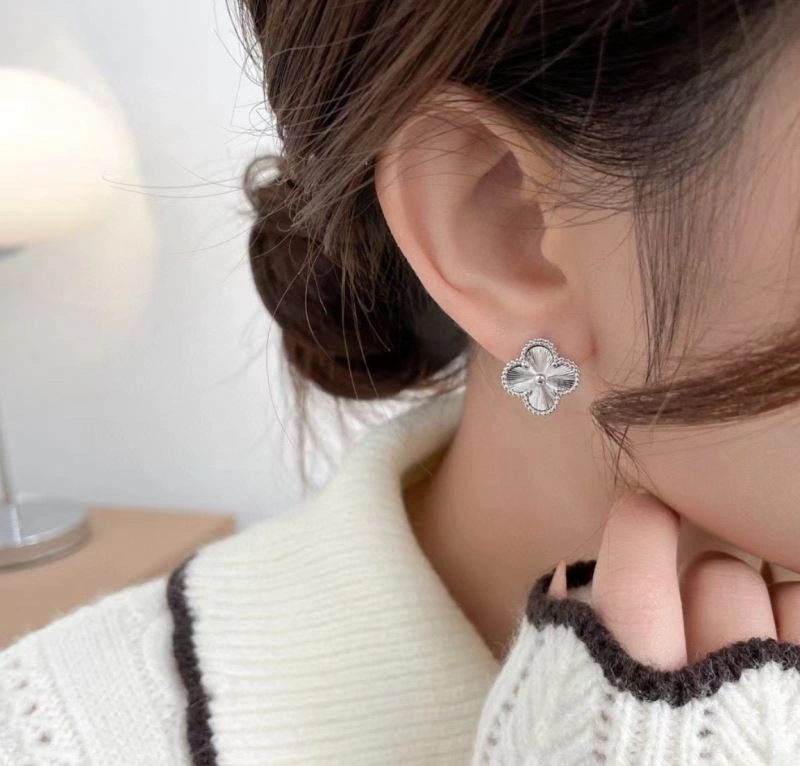 Vca Earrings Comfortable 255368