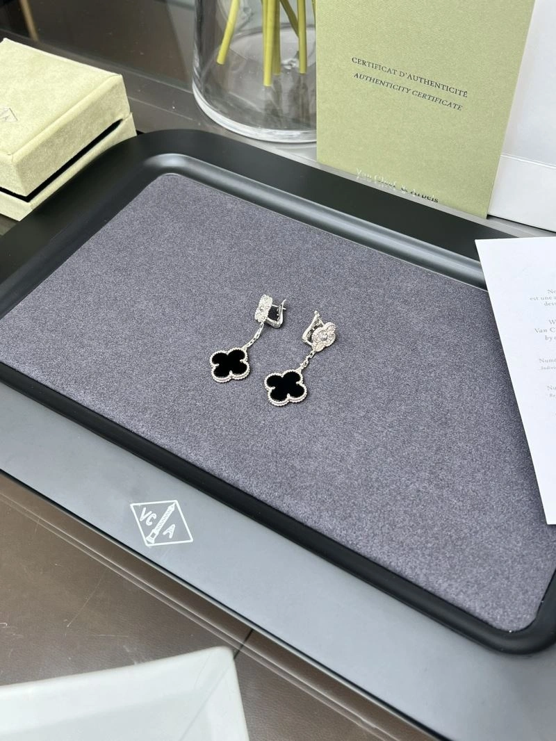 Durable Vca Earrings 255369