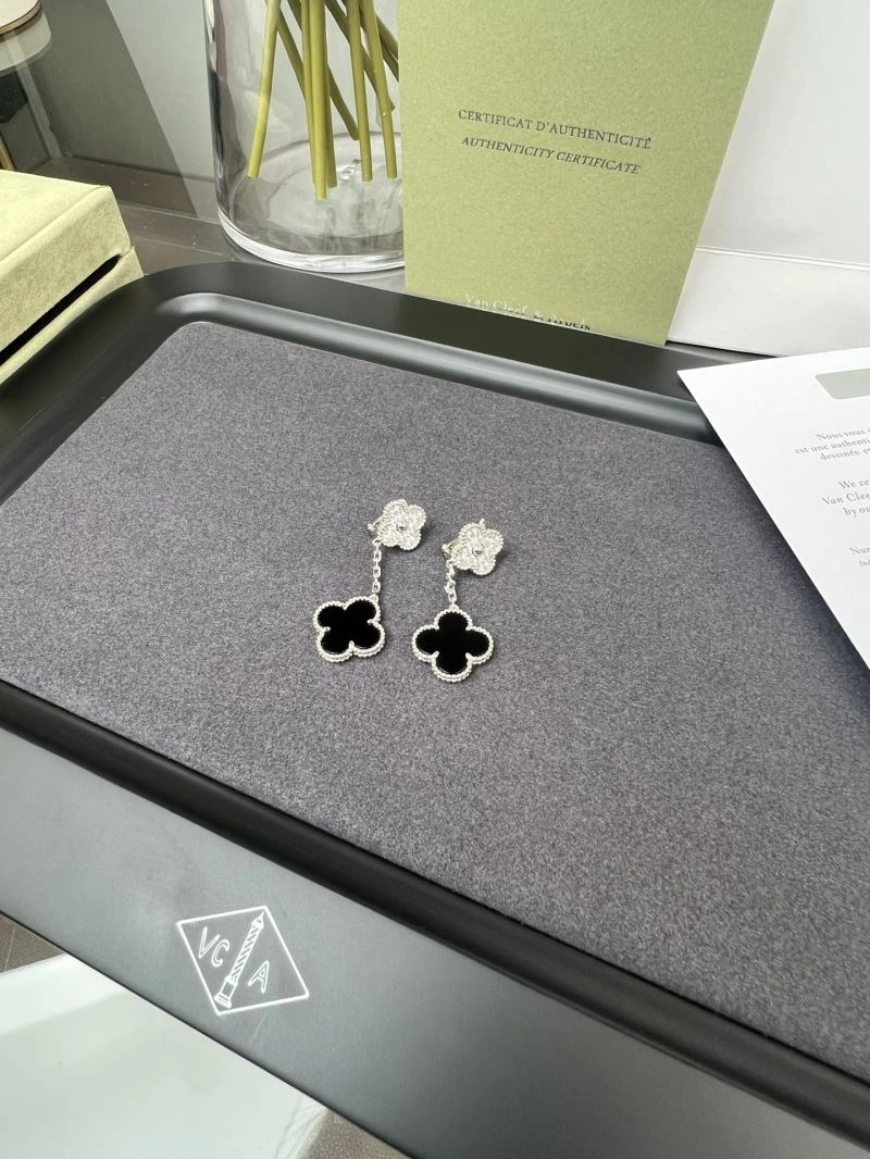 Durable Vca Earrings 255369