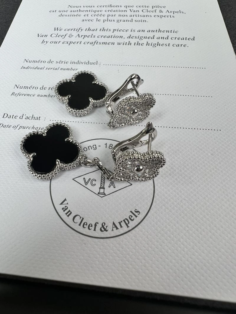Durable Vca Earrings 255369