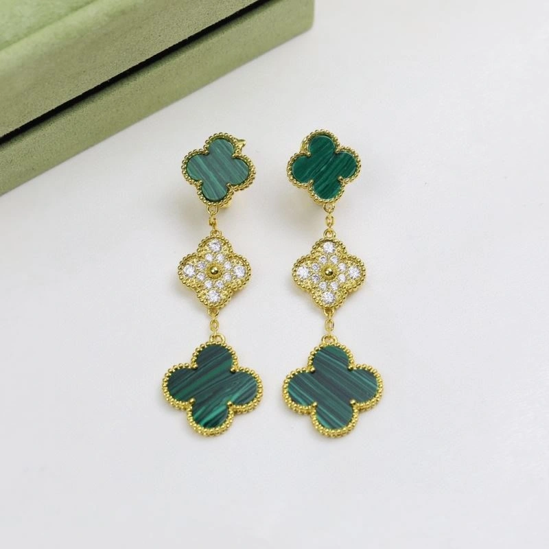 Vca Earrings MoistureWicking 255364