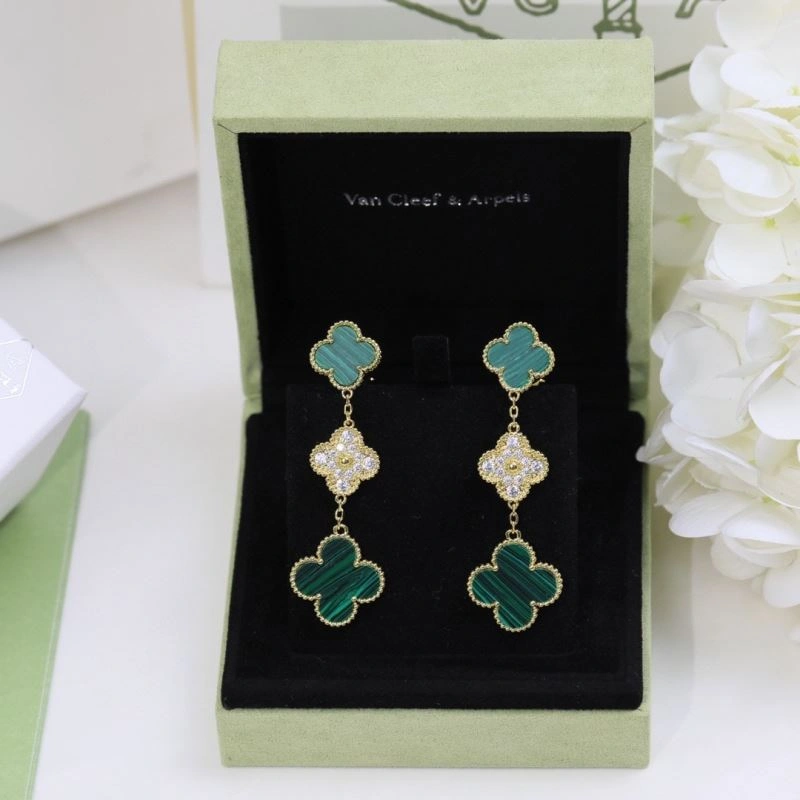 Vca Earrings MoistureWicking 255364