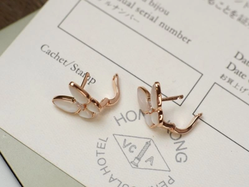 Vca Earrings Breathable 255385
