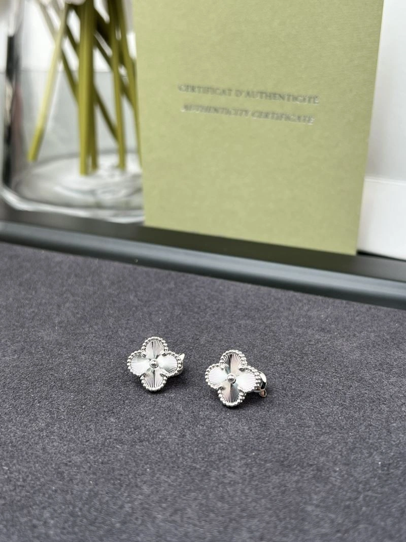 Vca Earrings FreshLook 255354