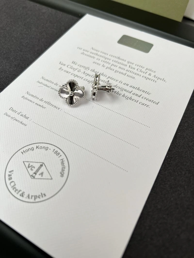 Vca Earrings FreshLook 255354
