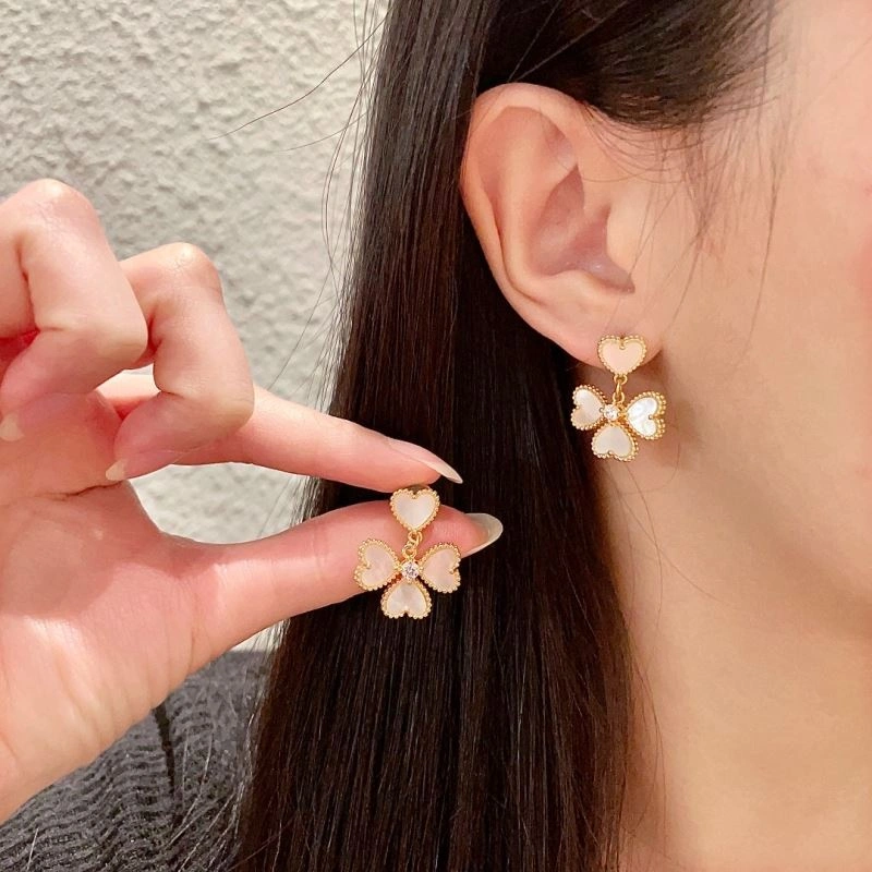 Vca Earrings WellDesigned 255270