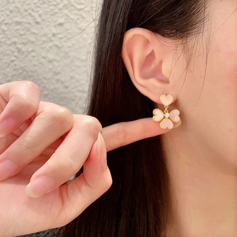 Vca Earrings WellDesigned 255270