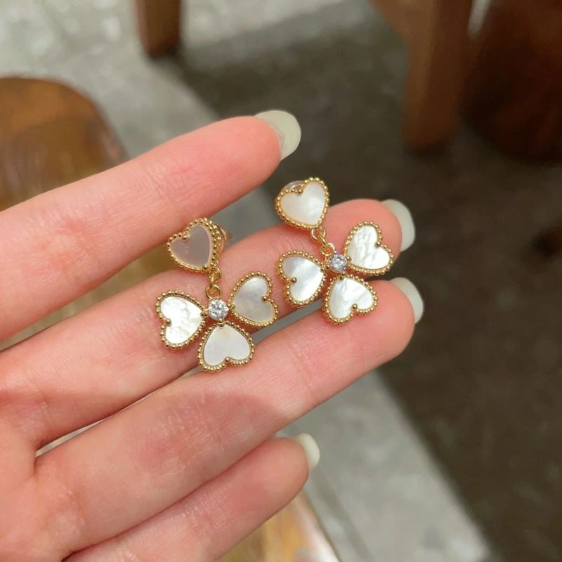 Vca Earrings WellDesigned 255270