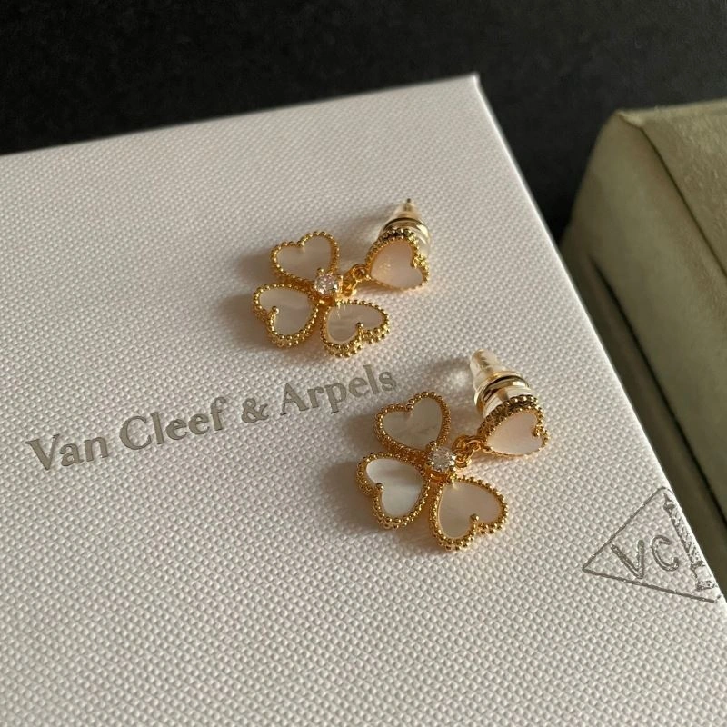 Vca Earrings WellDesigned 255270