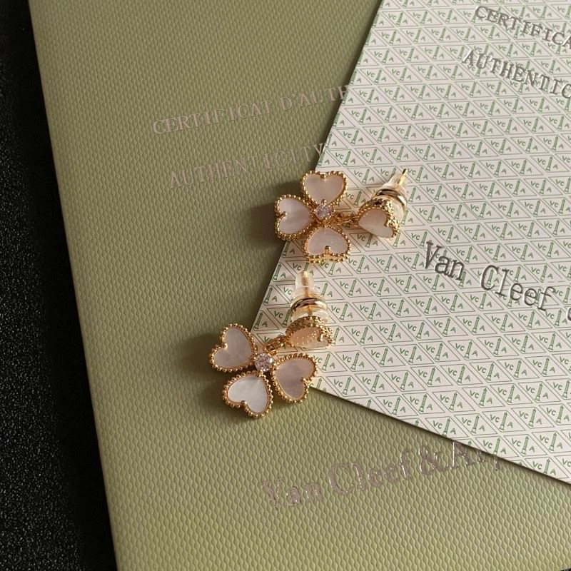 Vca Earrings WellDesigned 255270