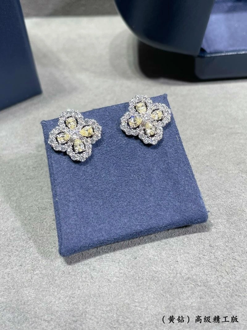 Vca Earrings Casual 255266