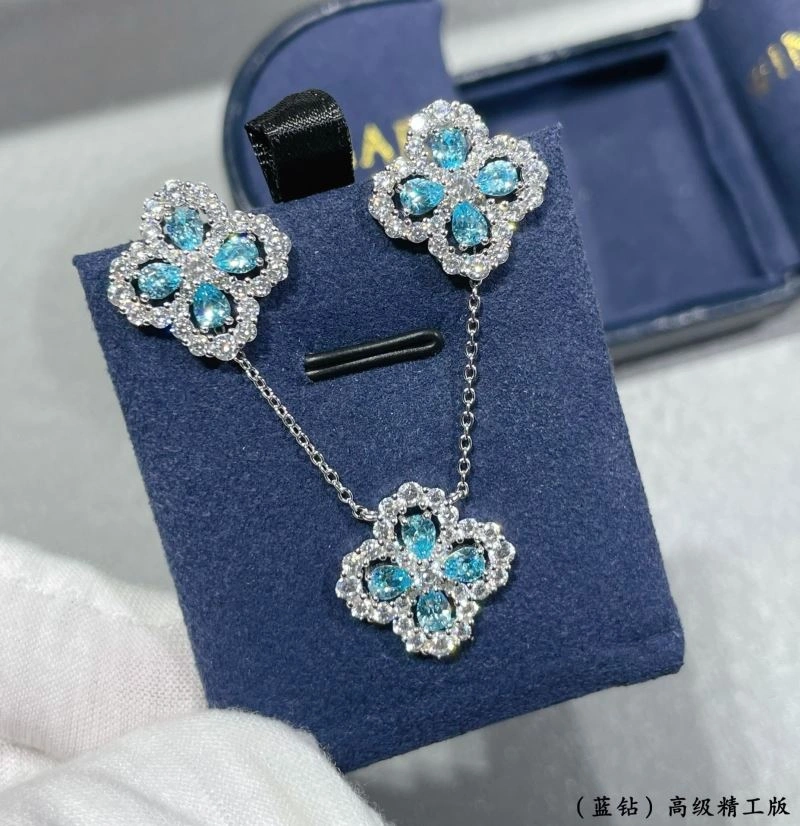 Vca Earrings Durable 255239
