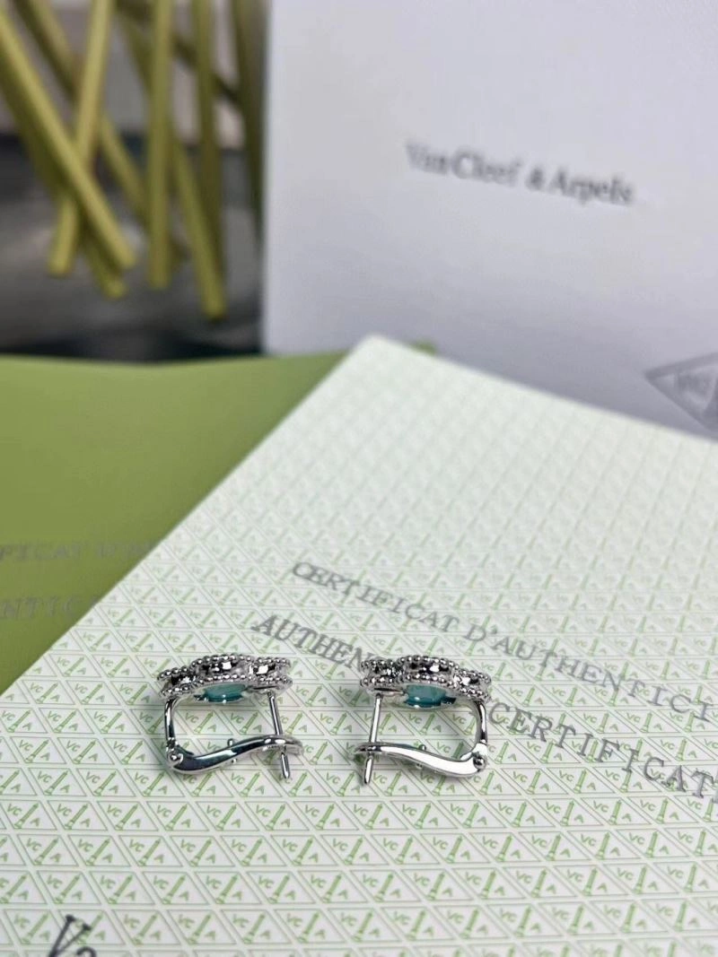 WeatherProof Vca Earrings 255233