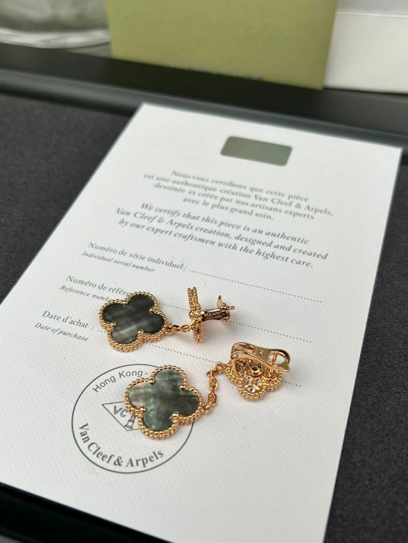 WellDesigned Vca Earrings 255247