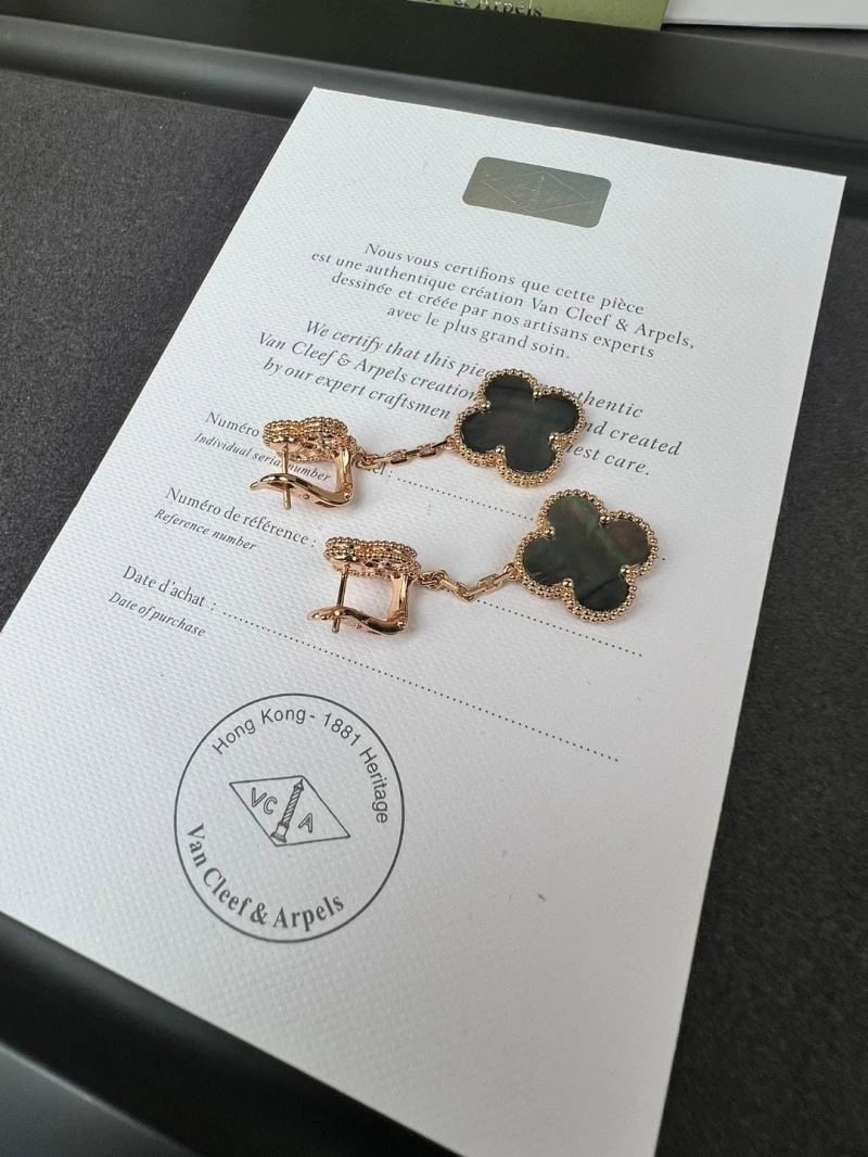 WellDesigned Vca Earrings 255247