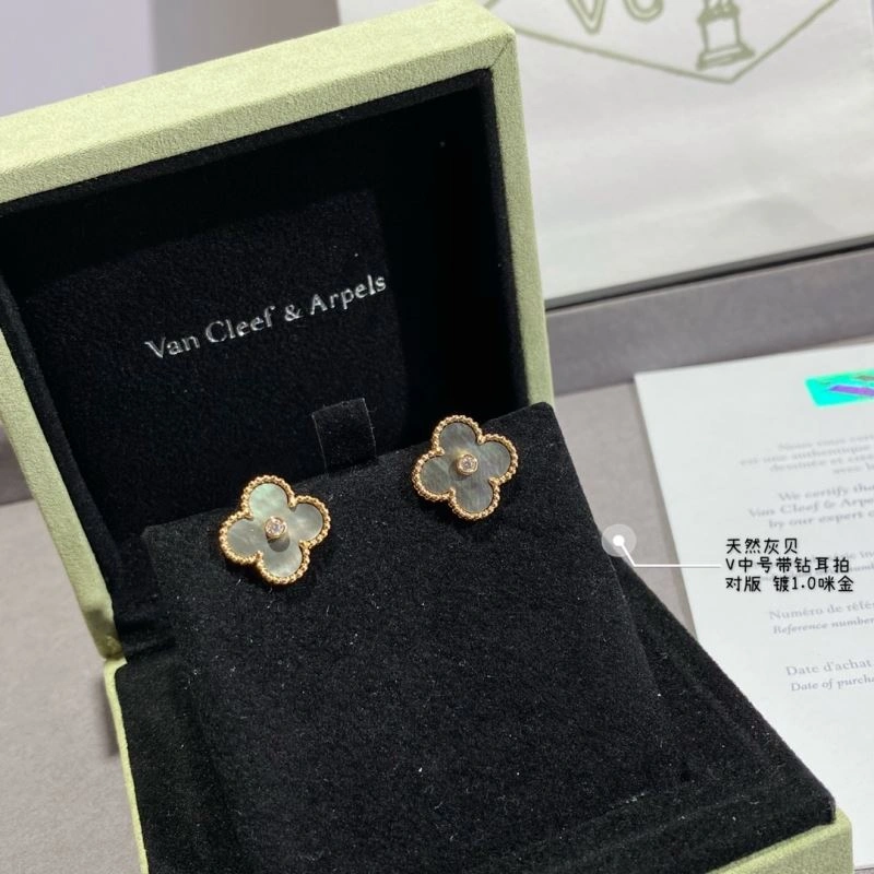 Casual Vca Earrings 255250