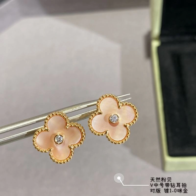 Classic Vca Earrings 255254