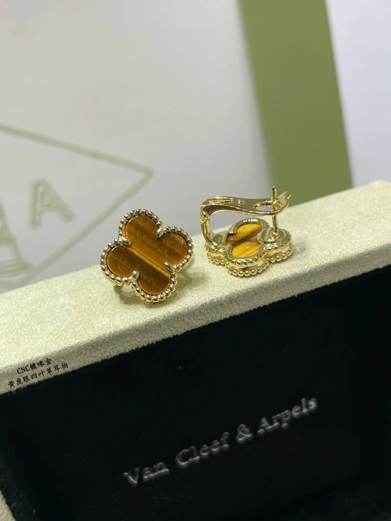 GoodFit Vca Earrings 255243