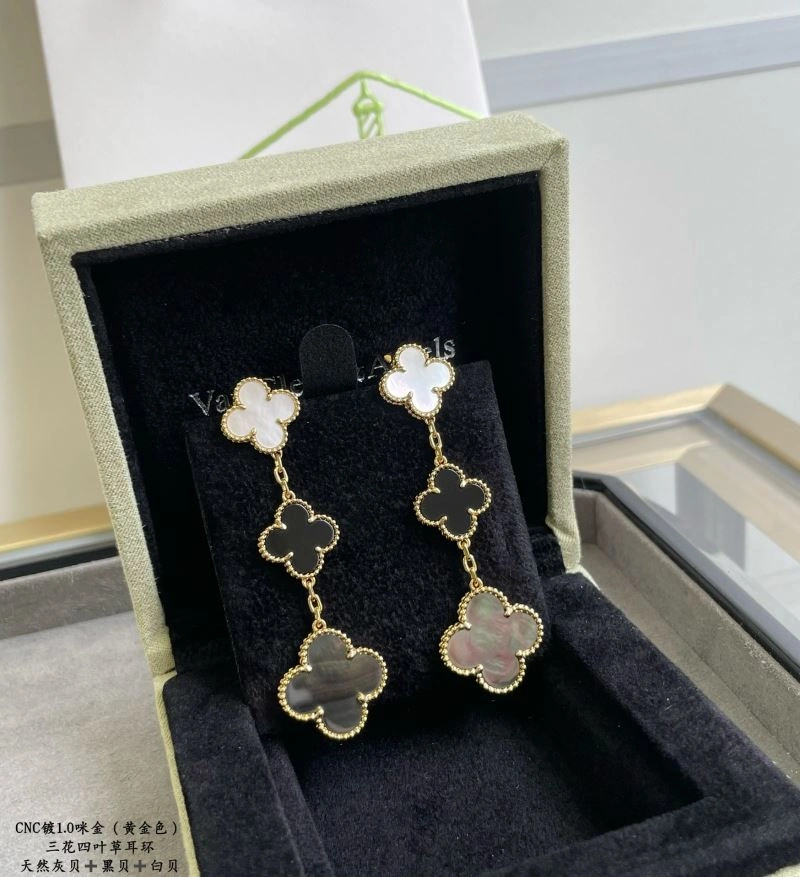 TimelessDesign Vca Earrings 255229