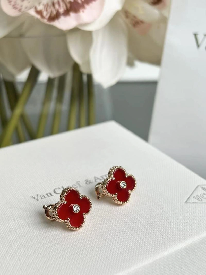 Effortless Vca Earrings 255226