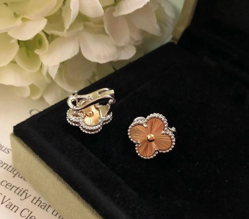 Vca Earrings StreetReady 255202