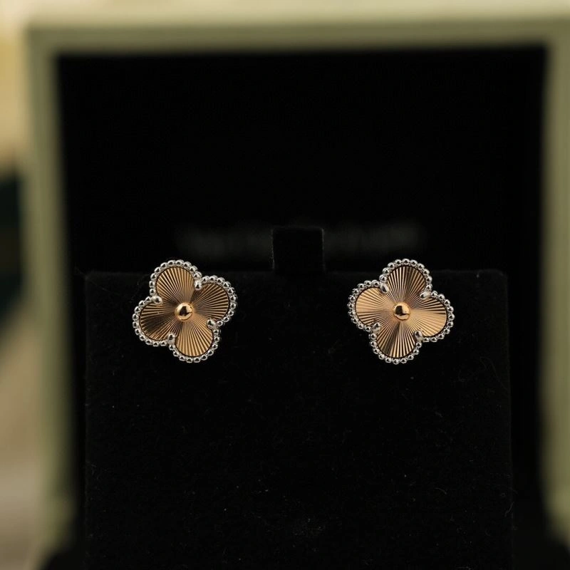 Vca Earrings StreetReady 255202