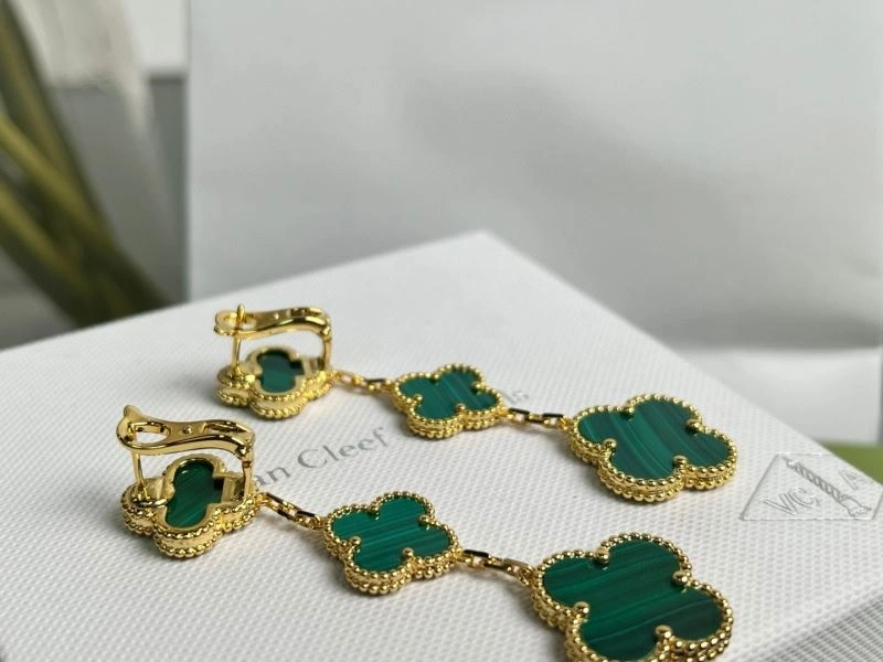 Reliable Vca Earrings 255200