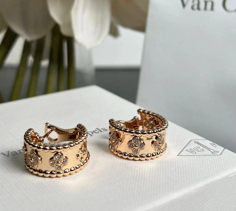 Vca Earrings GoodFit 255198